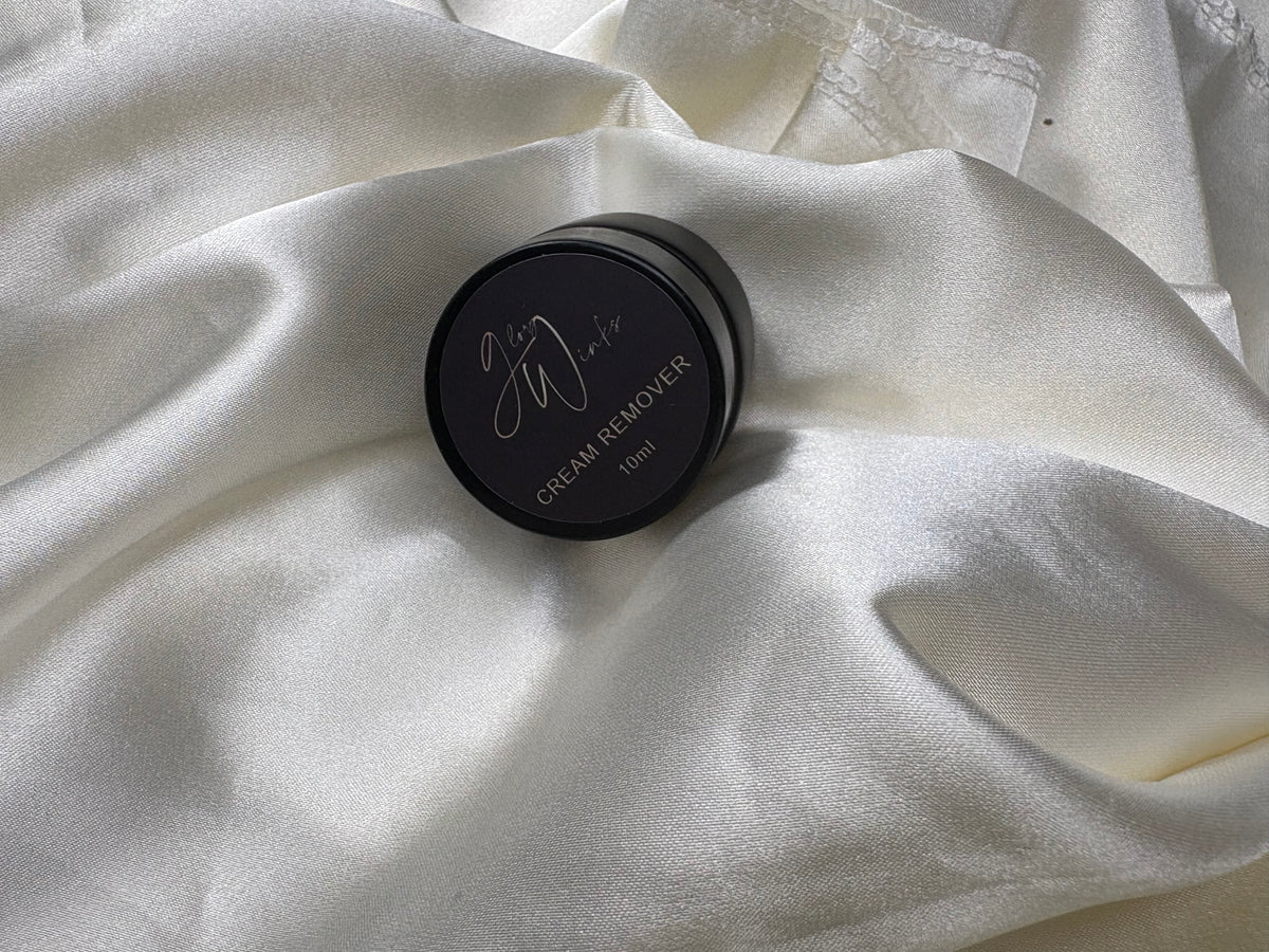 Lash Cream Removal